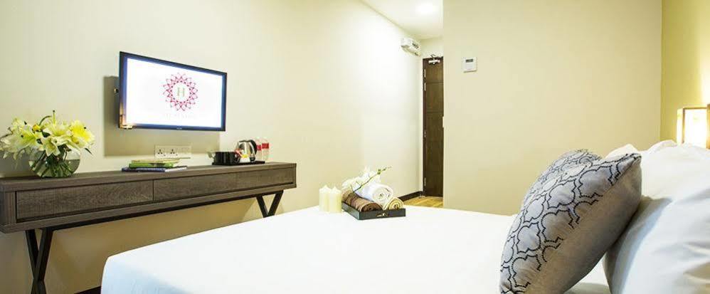 Humaira Hotel Тана Мера Екстериор снимка