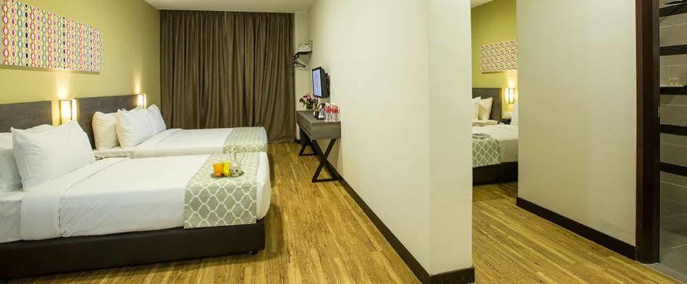 Humaira Hotel Тана Мера Екстериор снимка